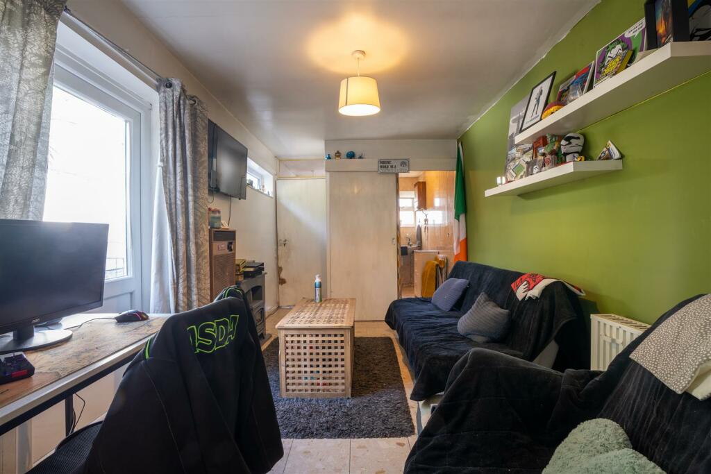 Additional image 9 of Avondale Crescent, Grangetown, Cardiff