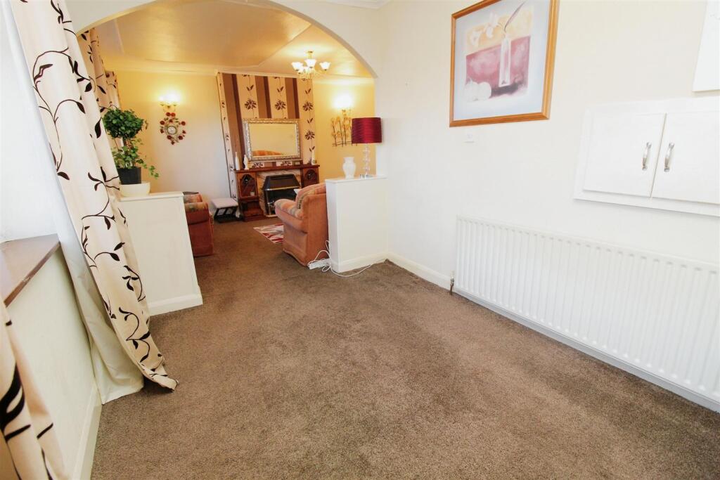 Additional image 5 of Gregory Crescent, Bradford, BD7 4PG