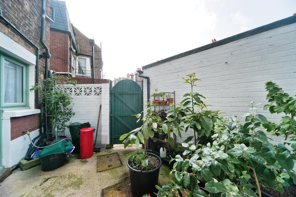 Additional image 17 of Elms Avenue, Eastbourne