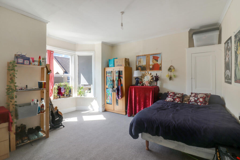 Additional image 11 of Triangle North