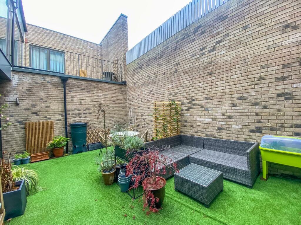 Additional image 26 of Clay Farm Drive, Trumpington, Cambridge