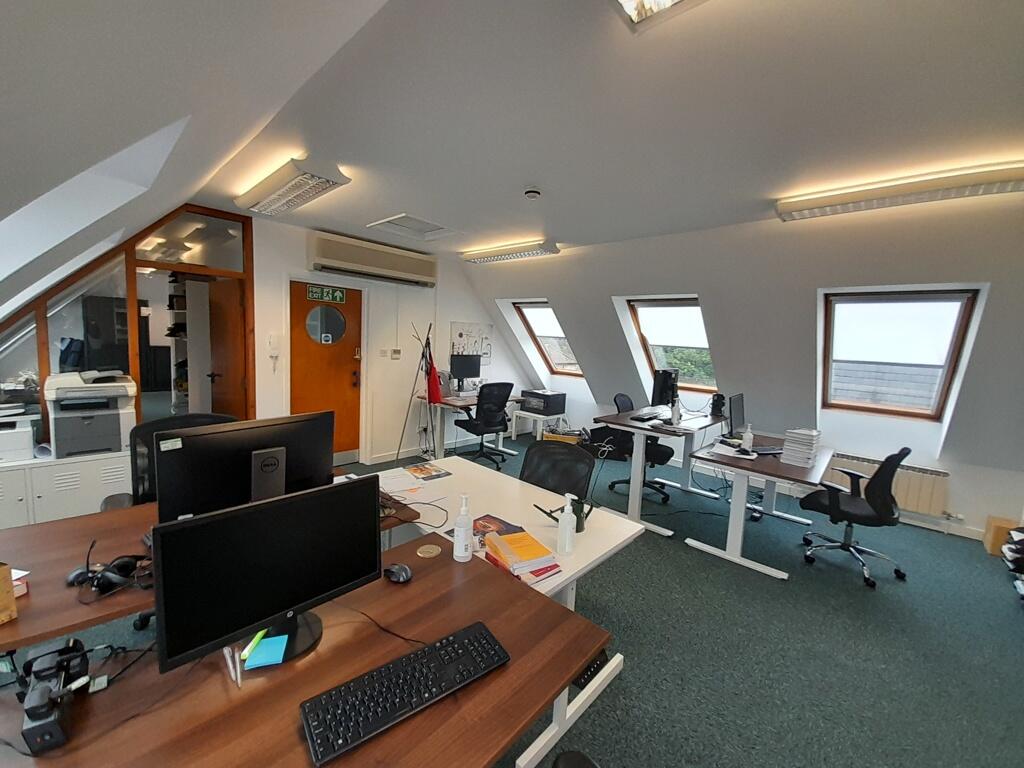 Primary image of Second Floor, 8 Wellington Street, Cambridge, Cambridgeshire, CB1 1HW