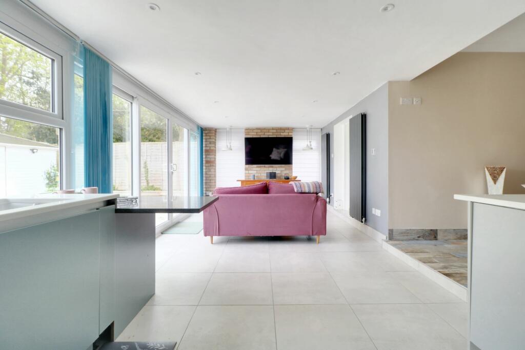 Additional image 7 of Centre Drive, Newmarket, CB8