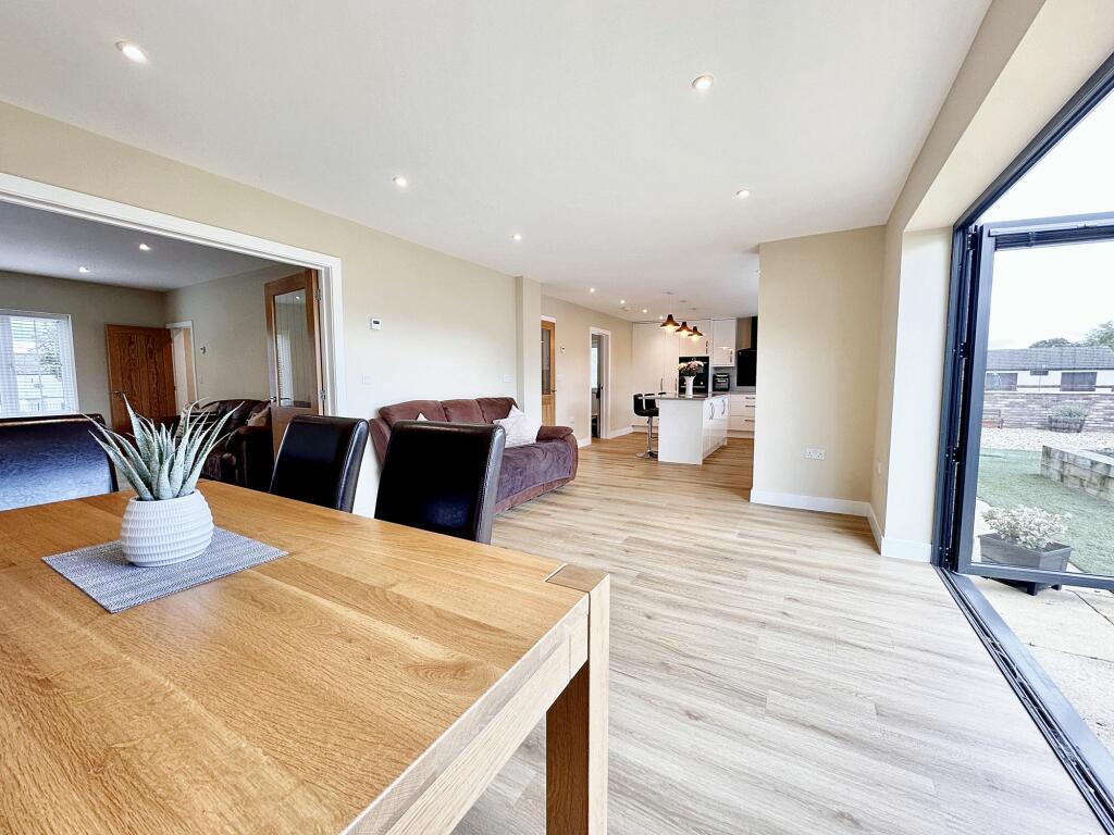 Additional image 4 of Sunny Mount, Cargo, CA6