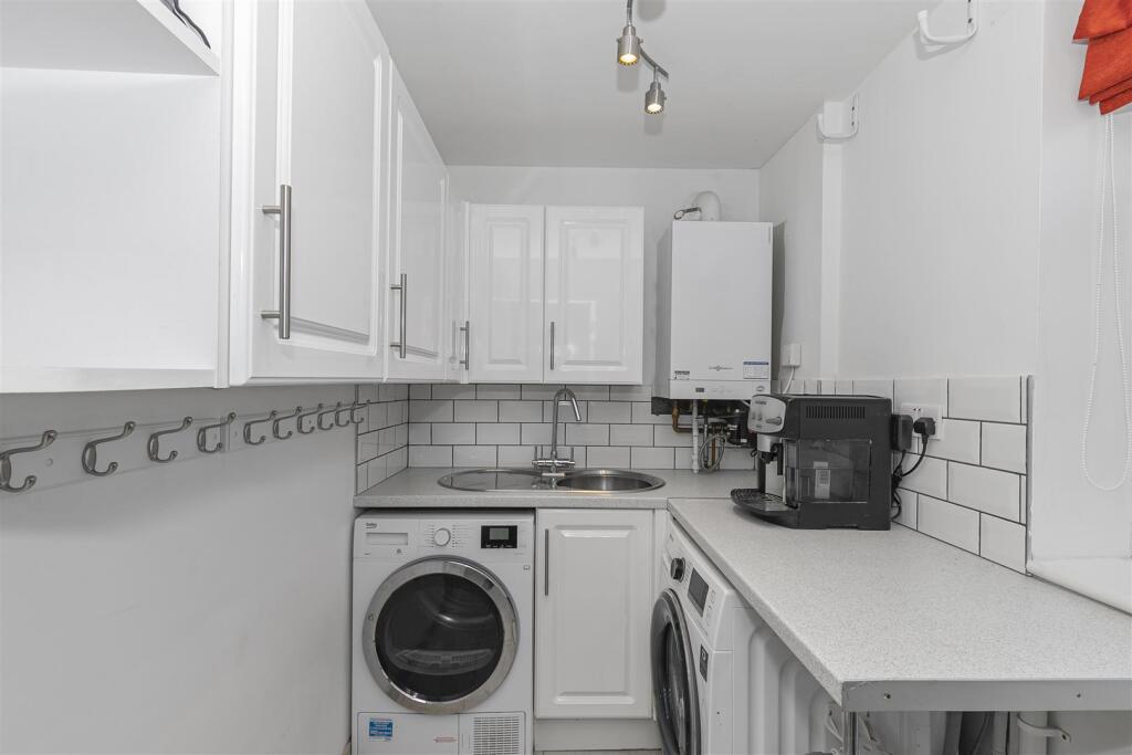 Additional image 7 of Mount Crescent, Winterbourne