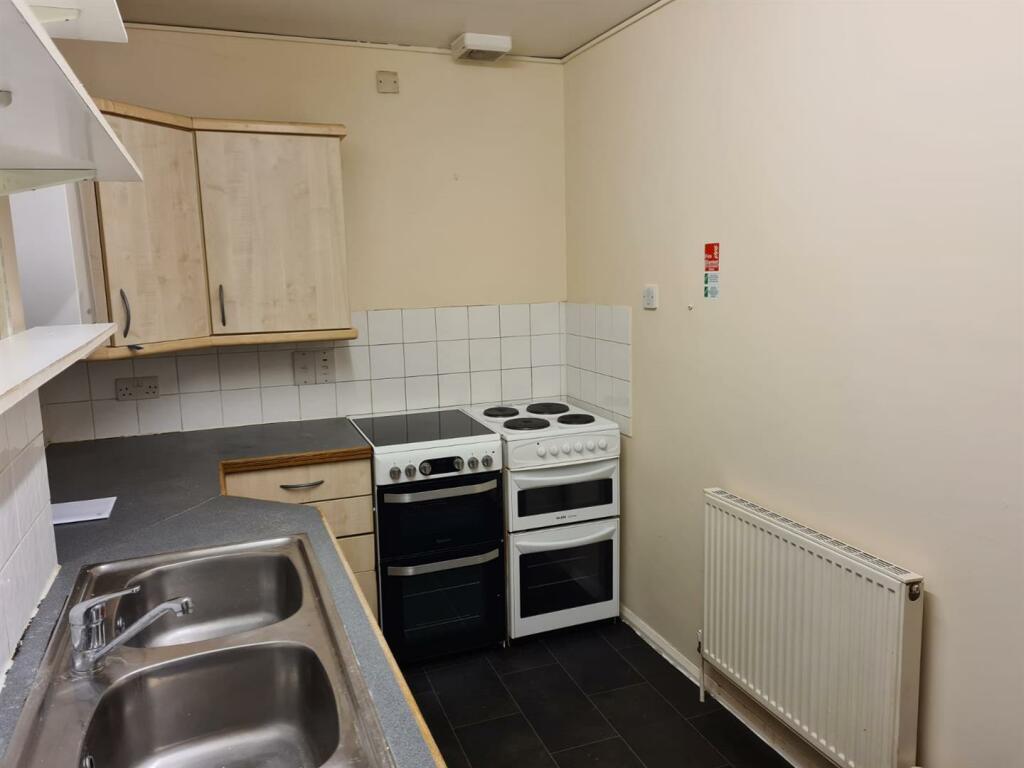 Additional image 4 of 58b Mill Road, Cambridge, CB1 2AS