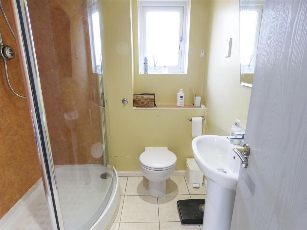 Additional image 13 of Longships, Beaumont Park