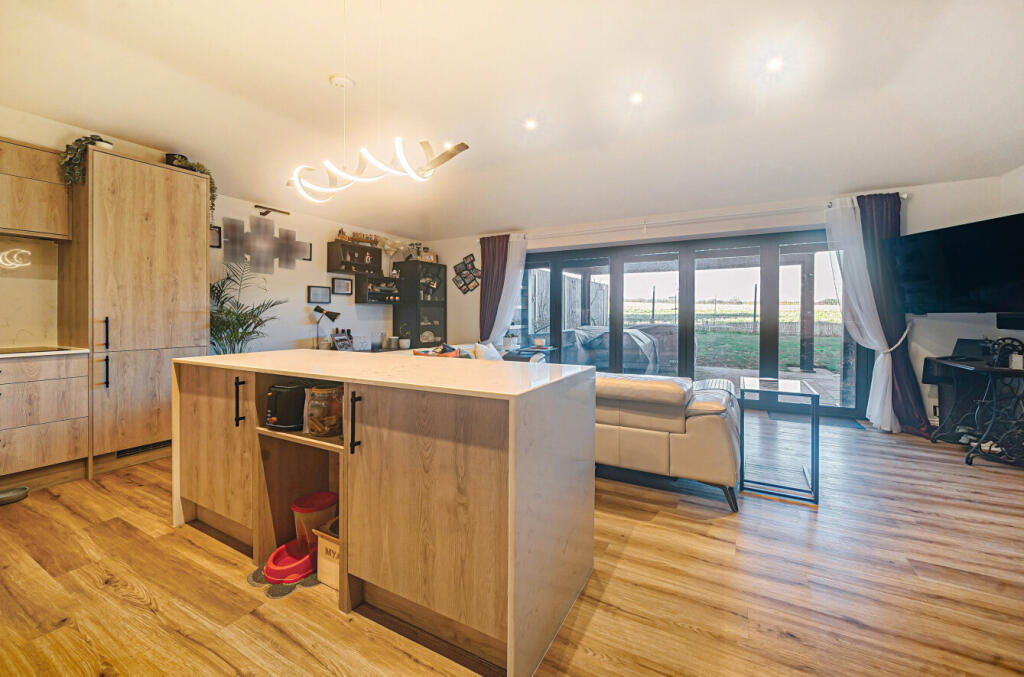 Additional image 4 of Clement Close, Clavering, Saffron Walden, Essex, CB11