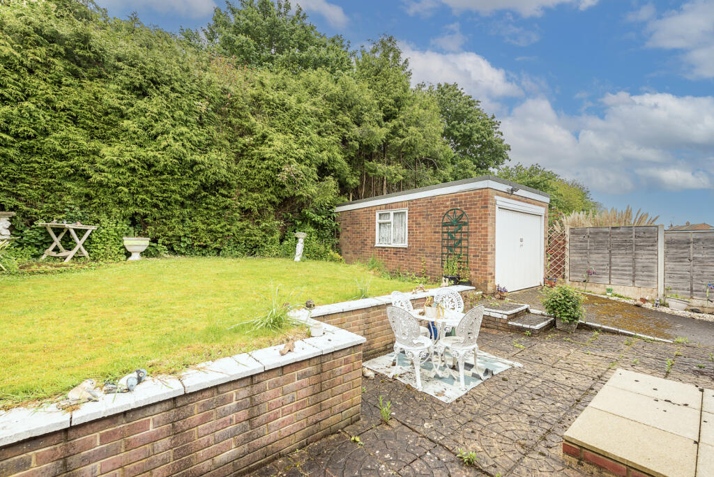 Additional image 4 of Wroxham Way, Harpenden, Hertfordshire, AL5