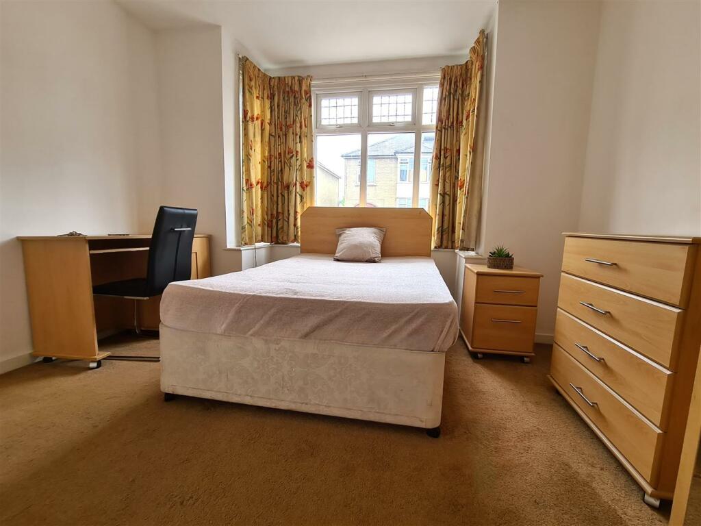 Additional image 4 of 48 Elizabeth Way, Cambridge, CB4 1EE