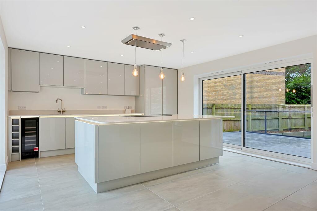 Additional image 2 of Station Road, Histon