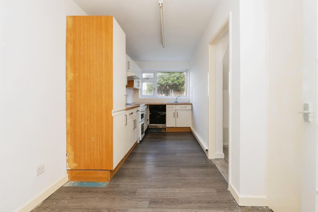 Additional image 7 of Chiltern Close, Warmley, Bristol