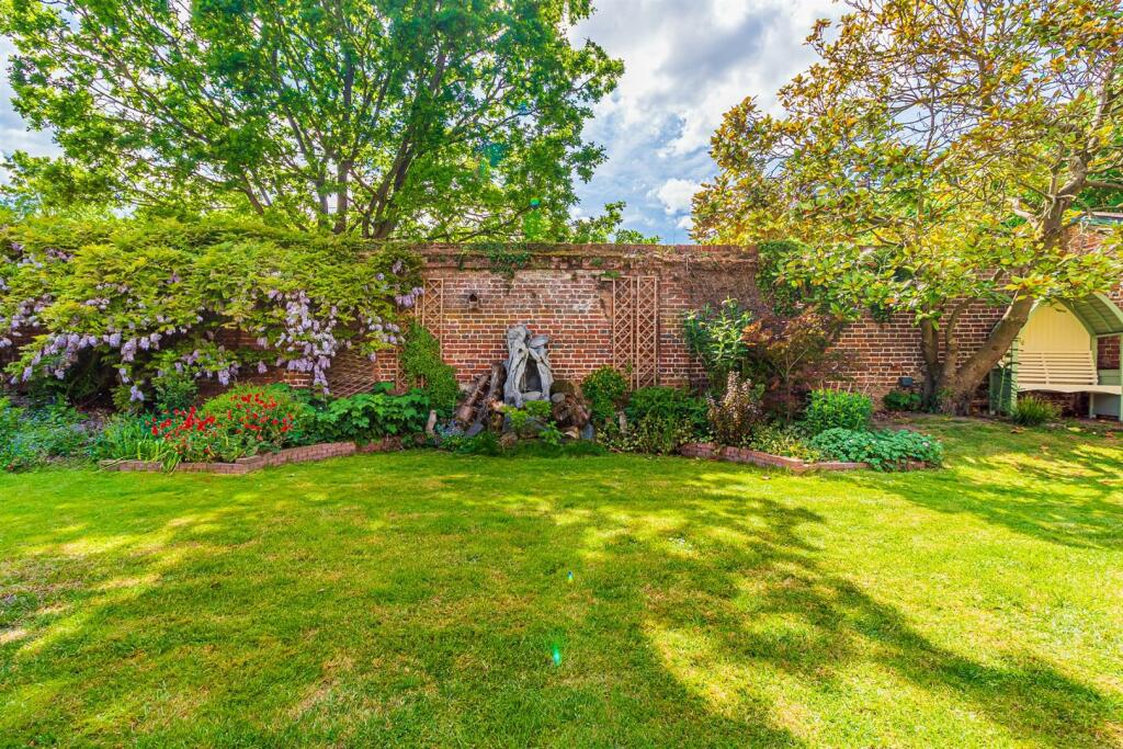 Additional image 22 of Hamlet Road, Haverhill