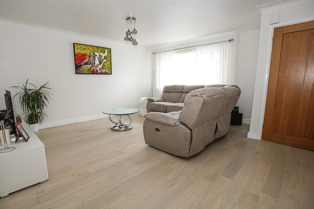 Additional image 10 of Selwyn Close, Newmarket