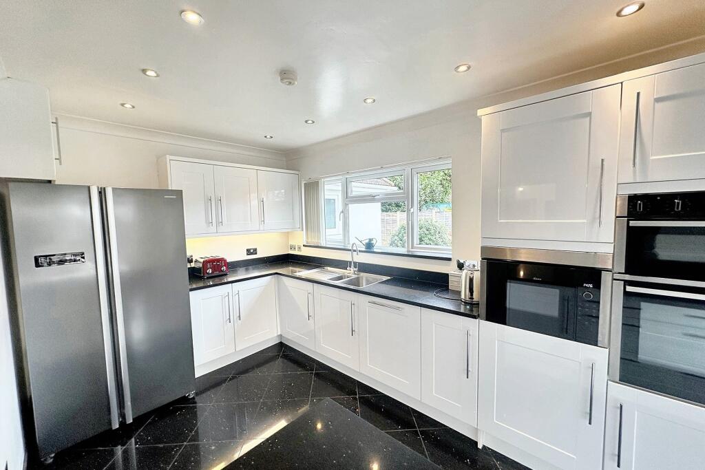 Additional image 15 of Verwood