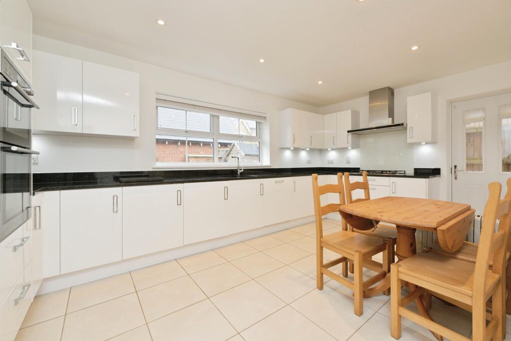 Additional image 6 of Welchs Crescent, Stapleford, Cambridge, Cambridgeshire, CB22