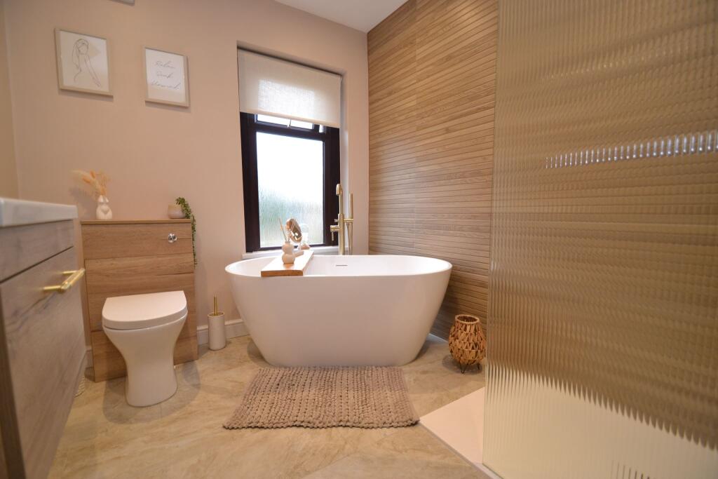 Additional image 13 of Woodbine Grove, Idle,