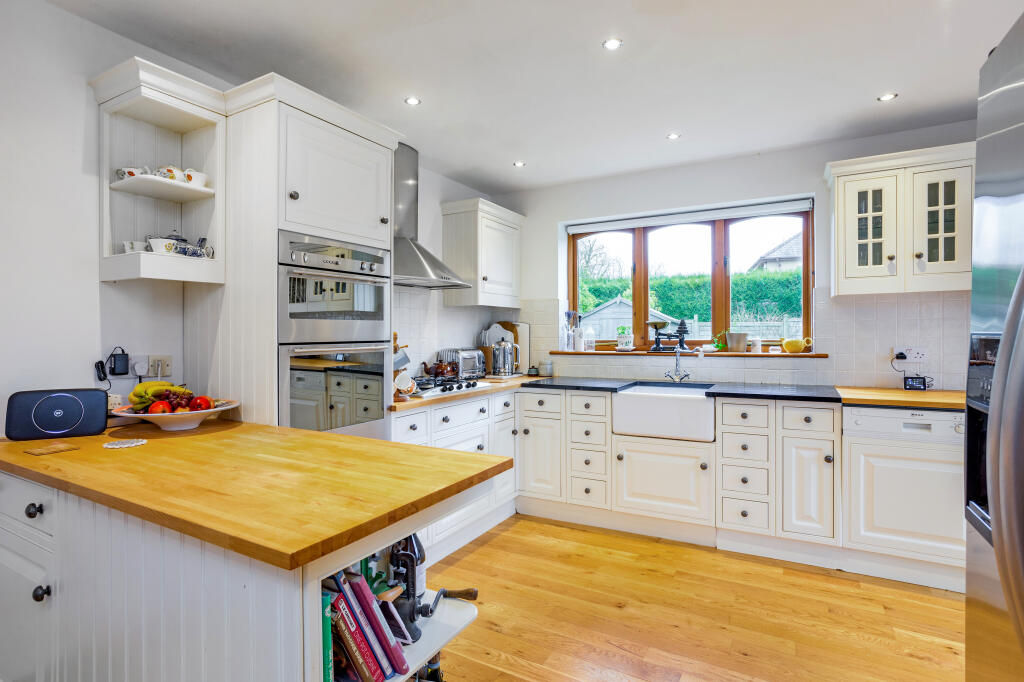 Additional image 19 of Kimpton Road, Wheathampstead, AL4
