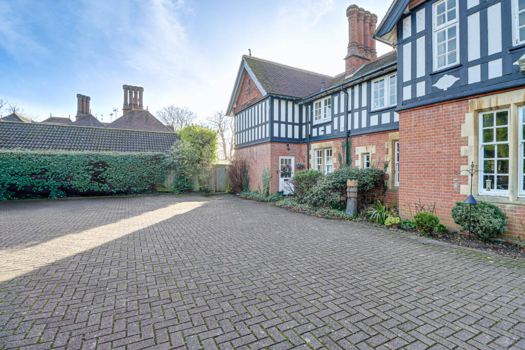 Additional image 20 of Maples, Clarence Road, Harpenden, AL5