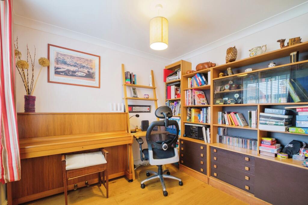 Additional image 9 of Edis Way, Foxton, Cambridge, Cambridgeshire, CB22