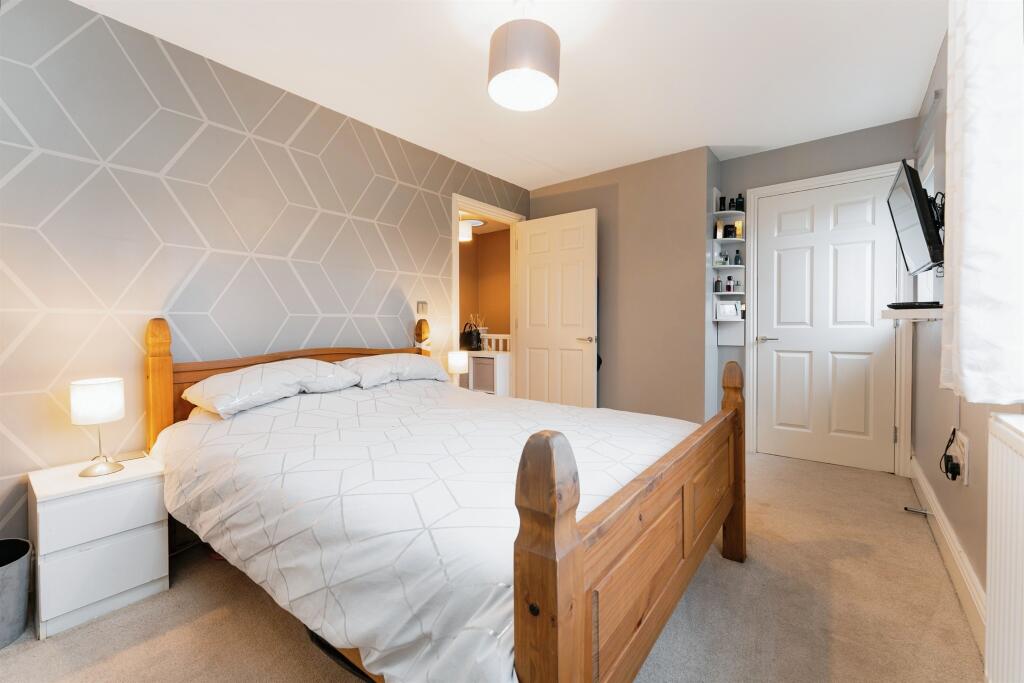 Additional image 9 of Northumbria Close, Haddenham, ELY