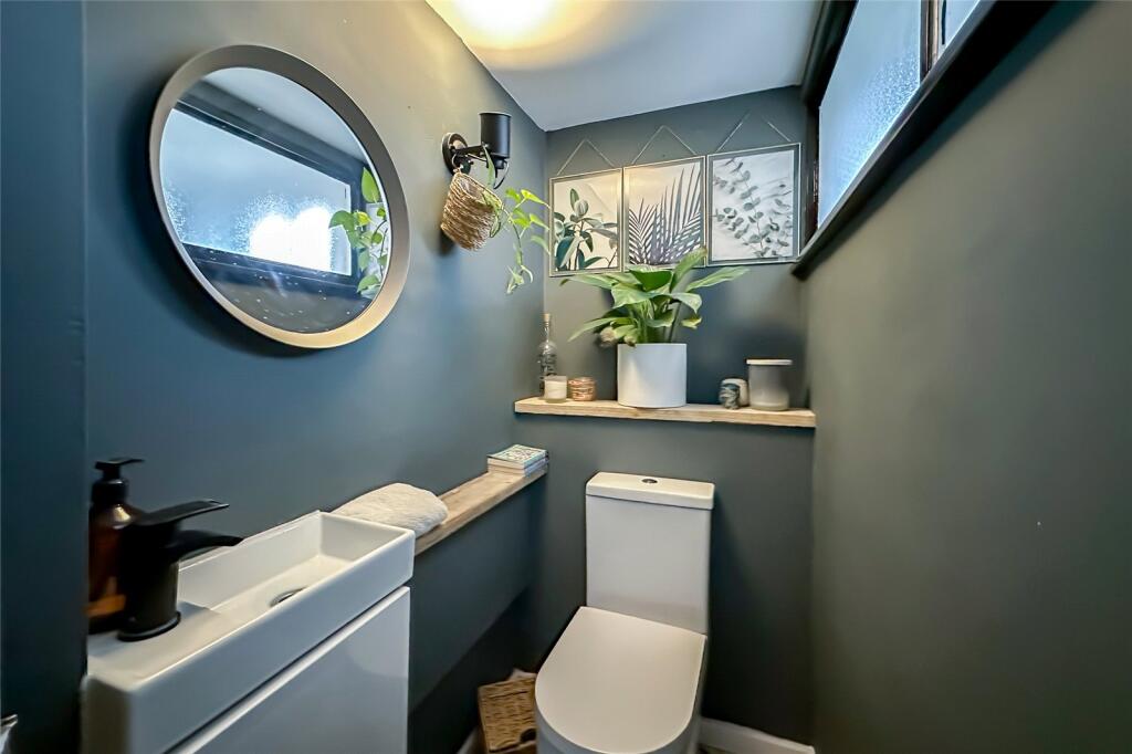 Additional image 16 of Maplefield, Park Street, St Albans, Hertfordshire,, AL2