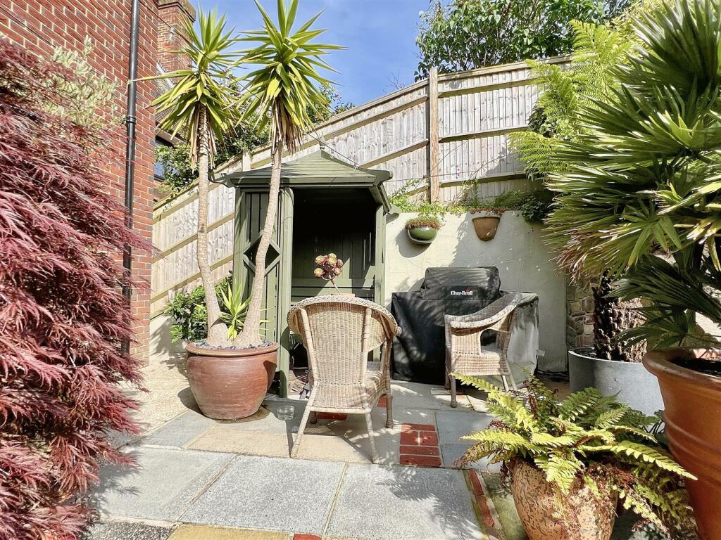 Additional image 17 of Carew Road, Eastbourne