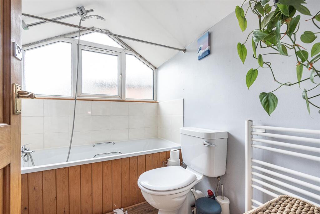 Additional image 10 of Lower Luton Road, Harpenden