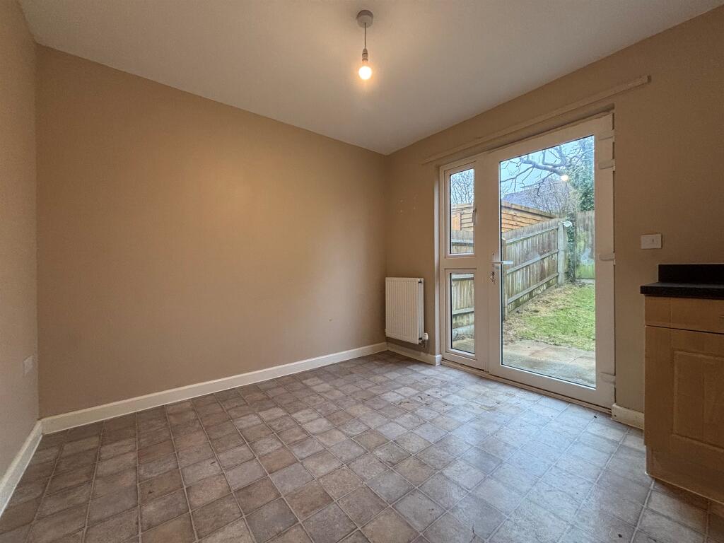 Additional image 4 of Vedelers Close, Wincanton