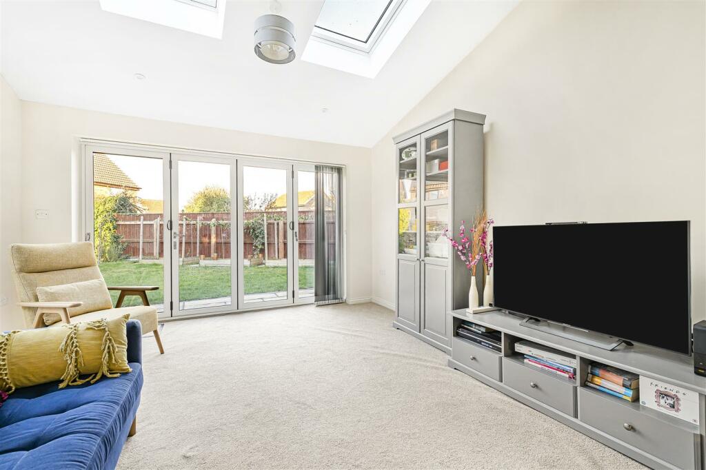 Additional image 7 of Harebell Close, Cambridge