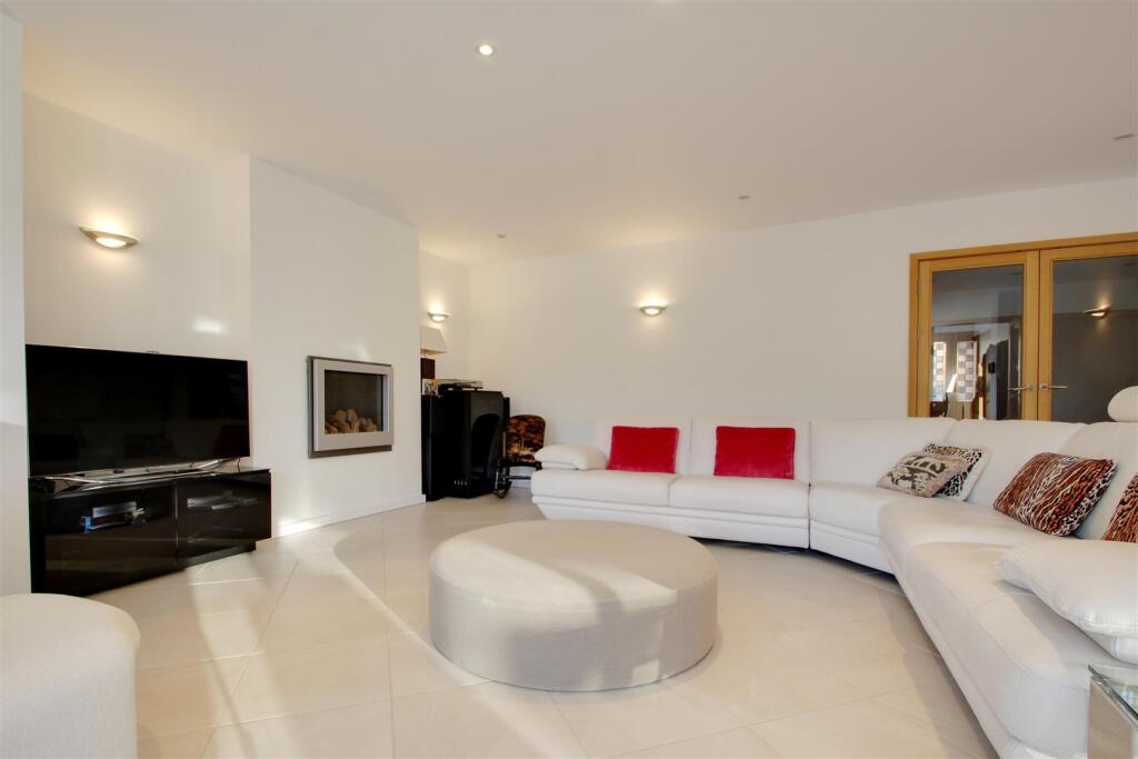 Additional image 19 of St. Malo Close, Ferring, Worthing