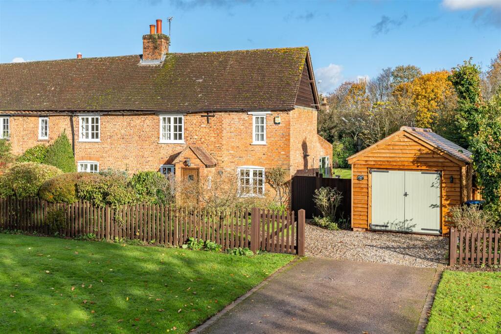 Harmer Green Lane, Welwyn