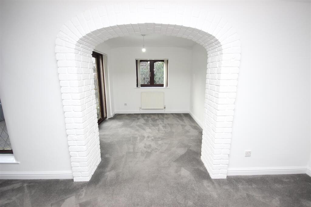 Additional image 14 of 1 Bradleys Close