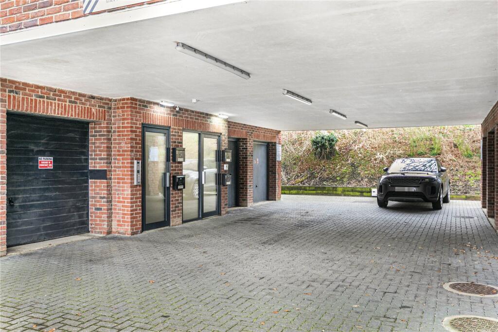 Additional image 14 of Green Close, Brookmans Park, Hertfordshire, AL9