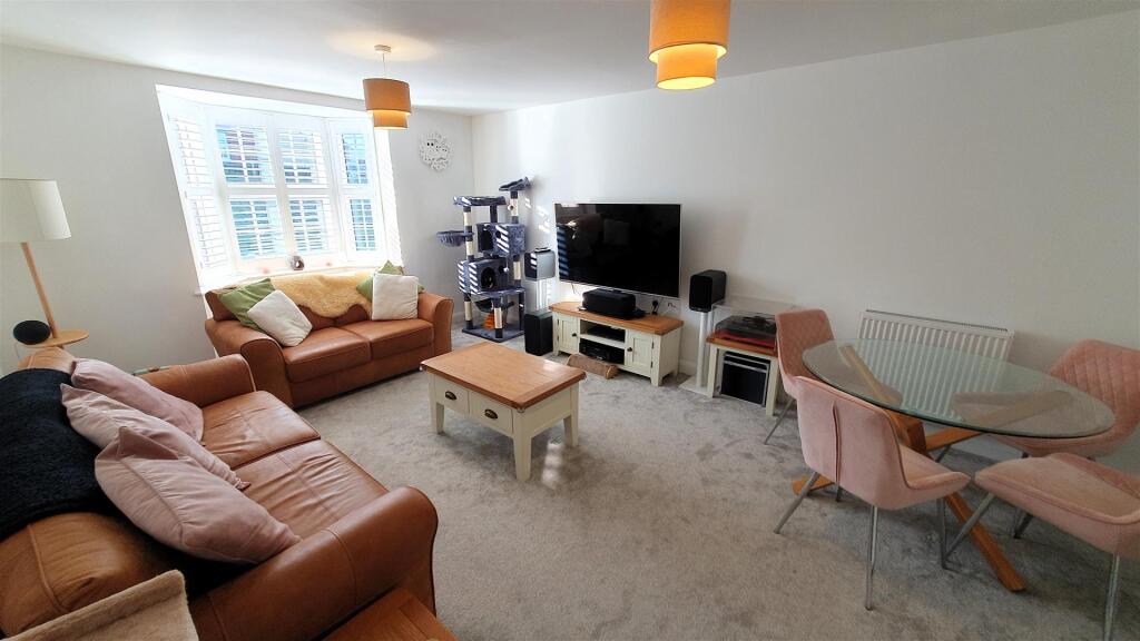 Additional image 22 of Neville Gardens