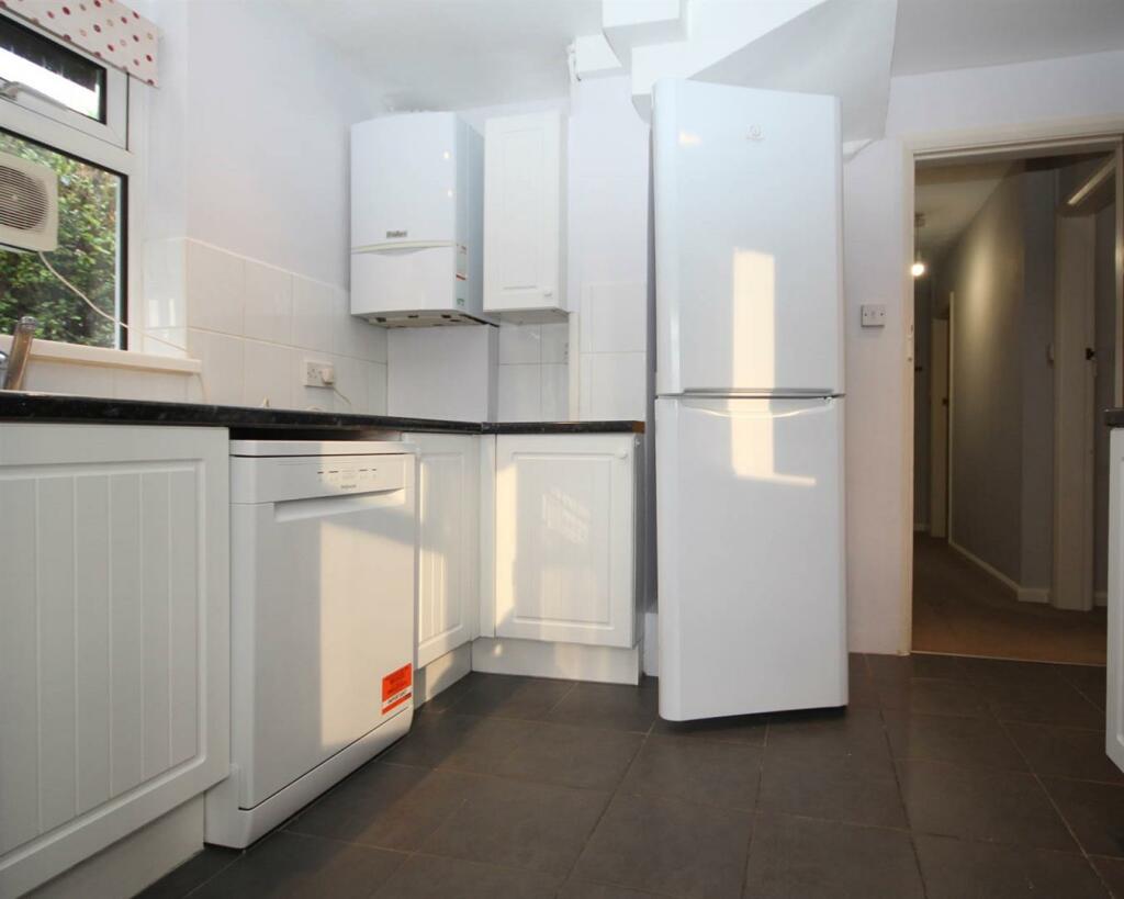 Additional image 16 of 64 Mowbray Road