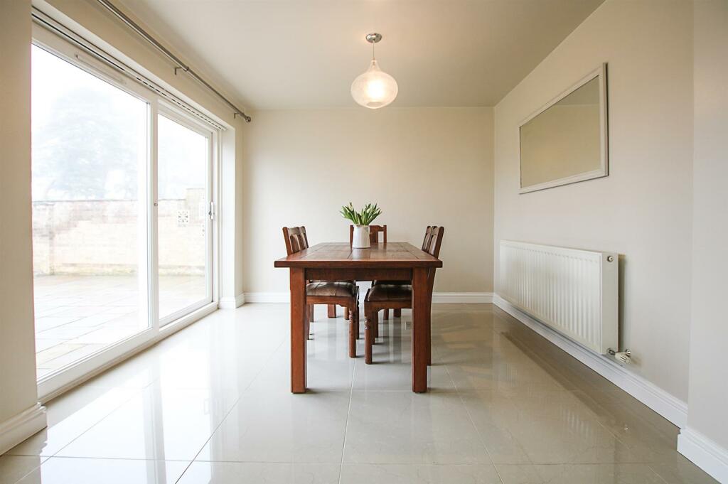 Additional image 7 of Selwyn Close, Newmarket