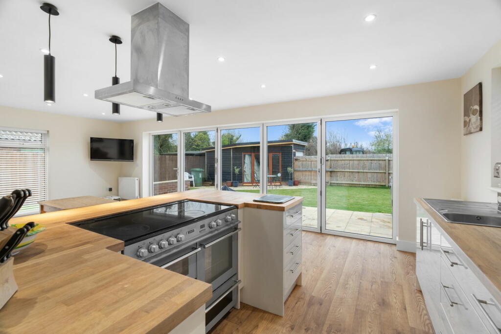 Additional image 14 of King Street, Rampton