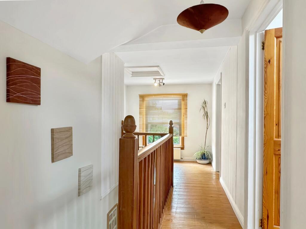 Additional image 10 of High Street, Over