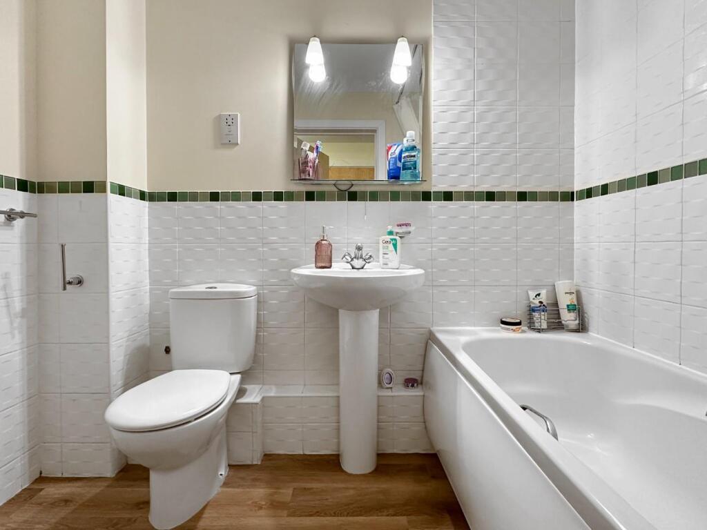 Additional image 8 of Warren Close, Cambridge