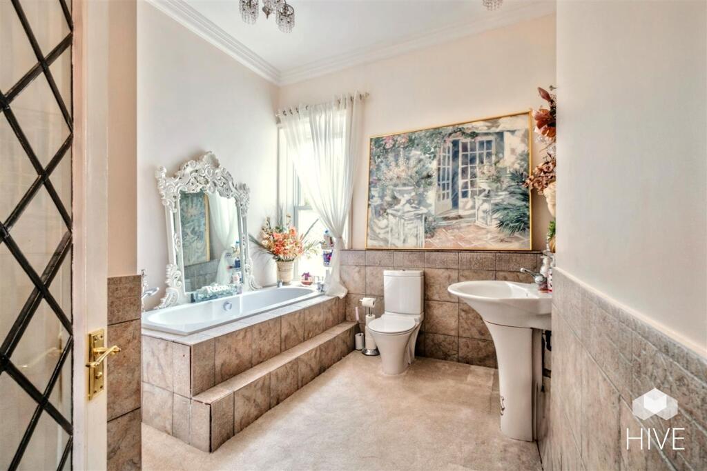 Additional image 18 of Giddy Lake, Wimborne