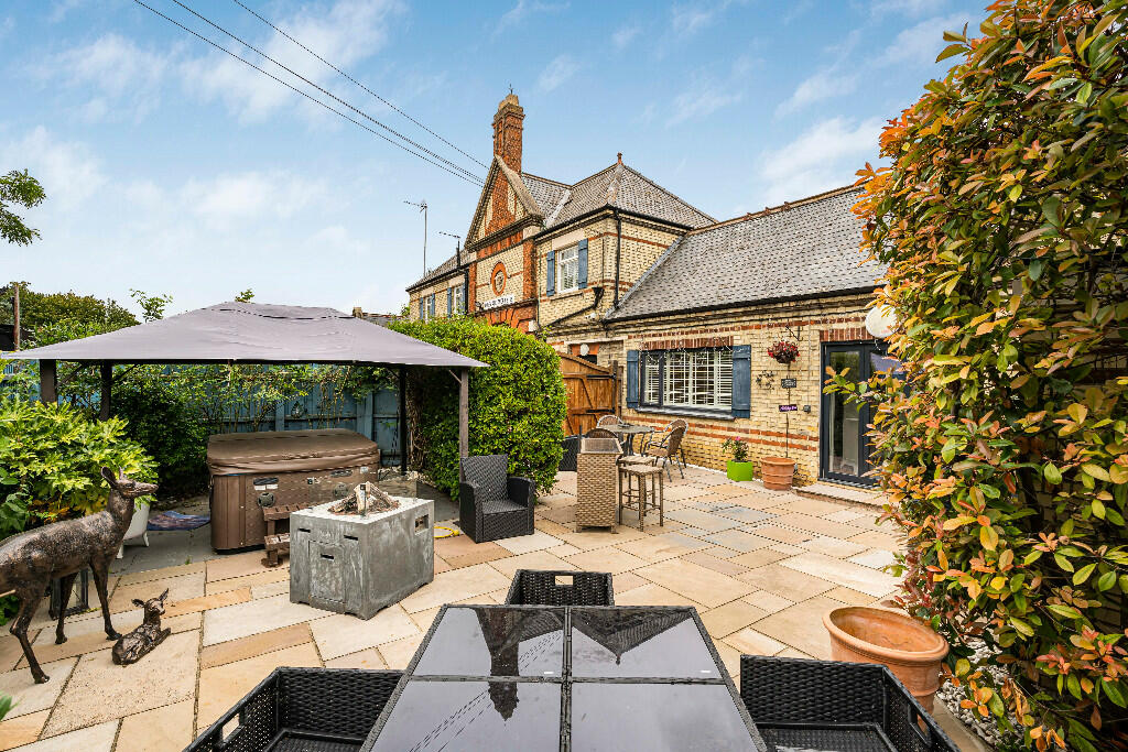 Additional image 17 of Queen Alexandra Stables, Chapel Street, Newmarket, Suffolk, CB8 7HA