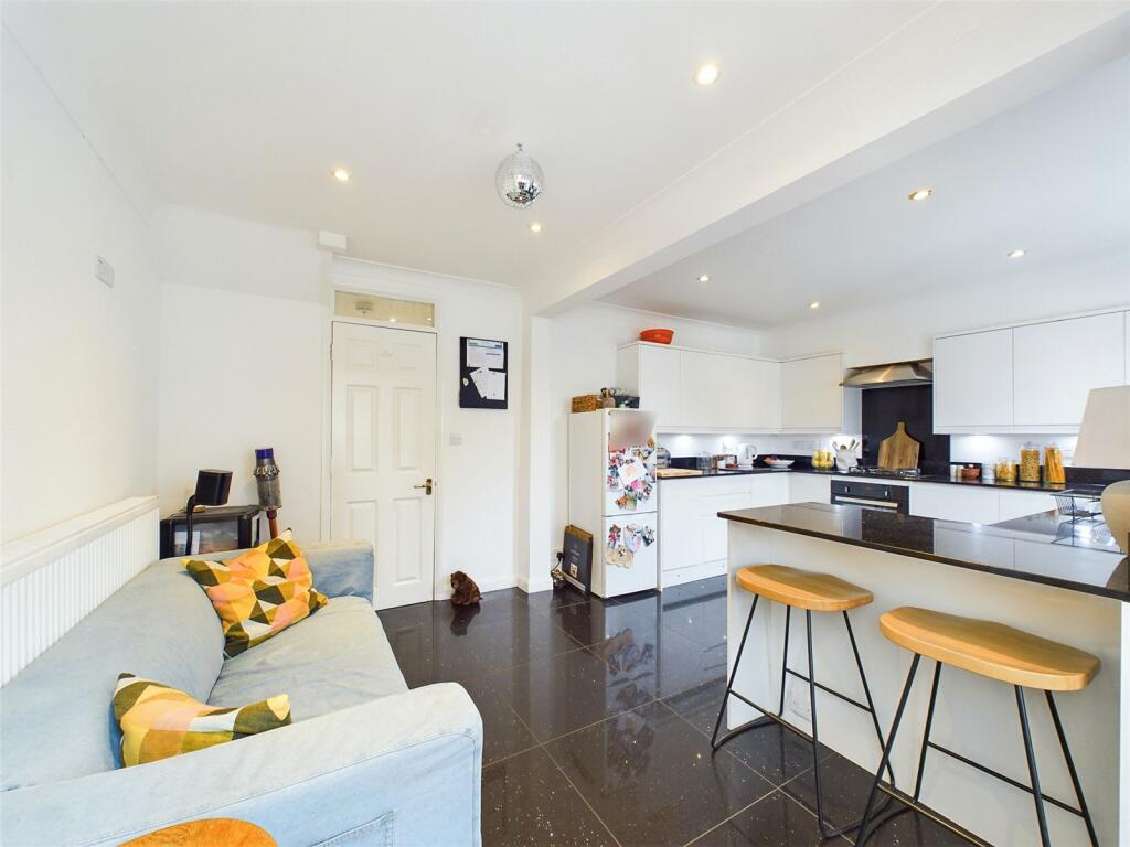 Additional image 6 of Sycamore Close, Christchurch, Dorset, BH23