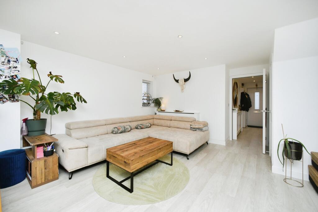 Additional image 5 of Skylark Avenue, Peacehaven, BN10