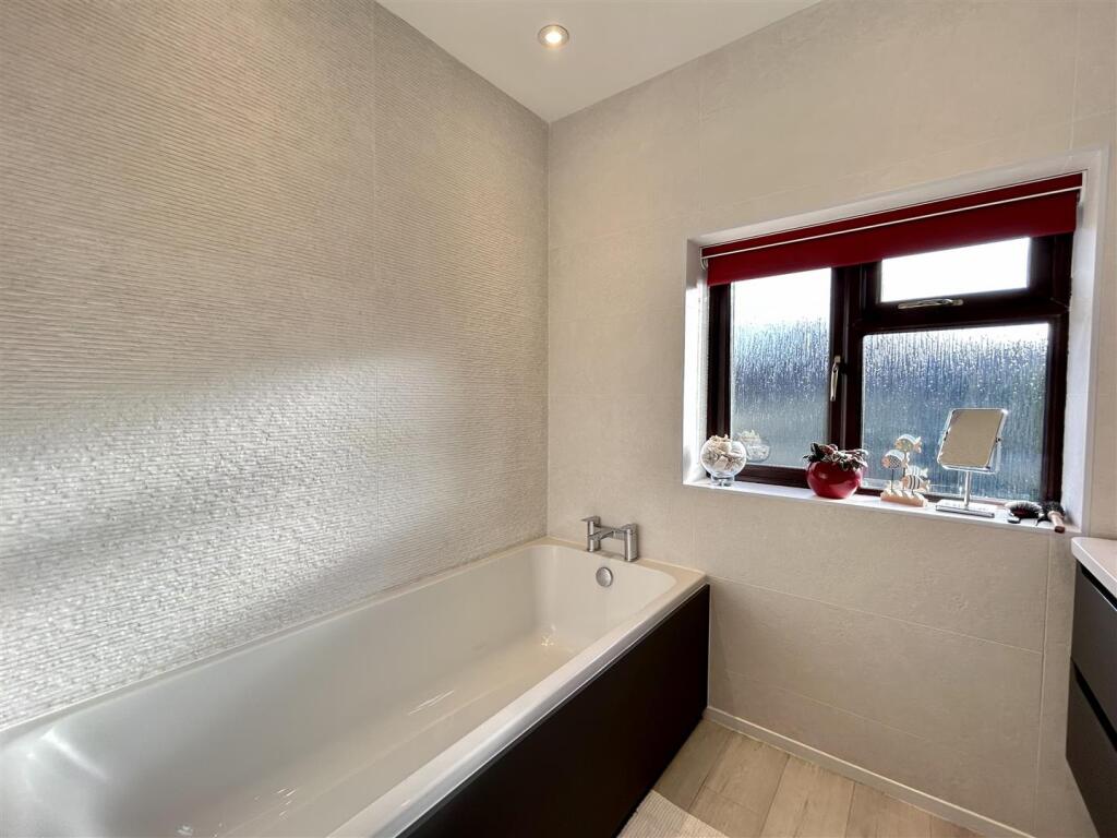 Additional image 22 of St. Kenelms Road, Romsley, Halesowen