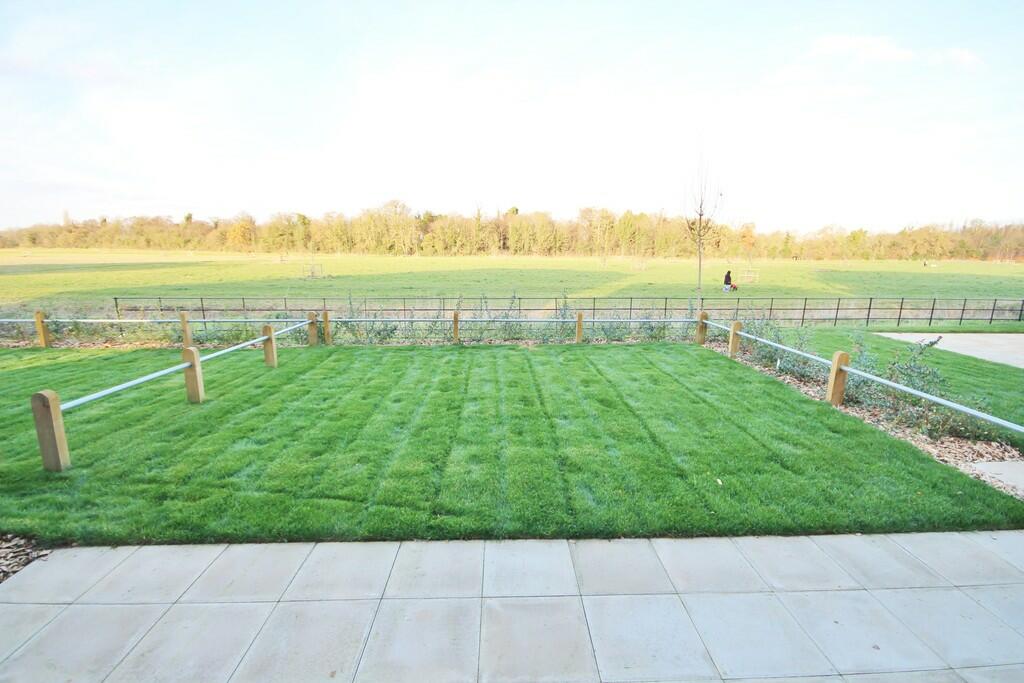 Additional image 16 of Renard Way