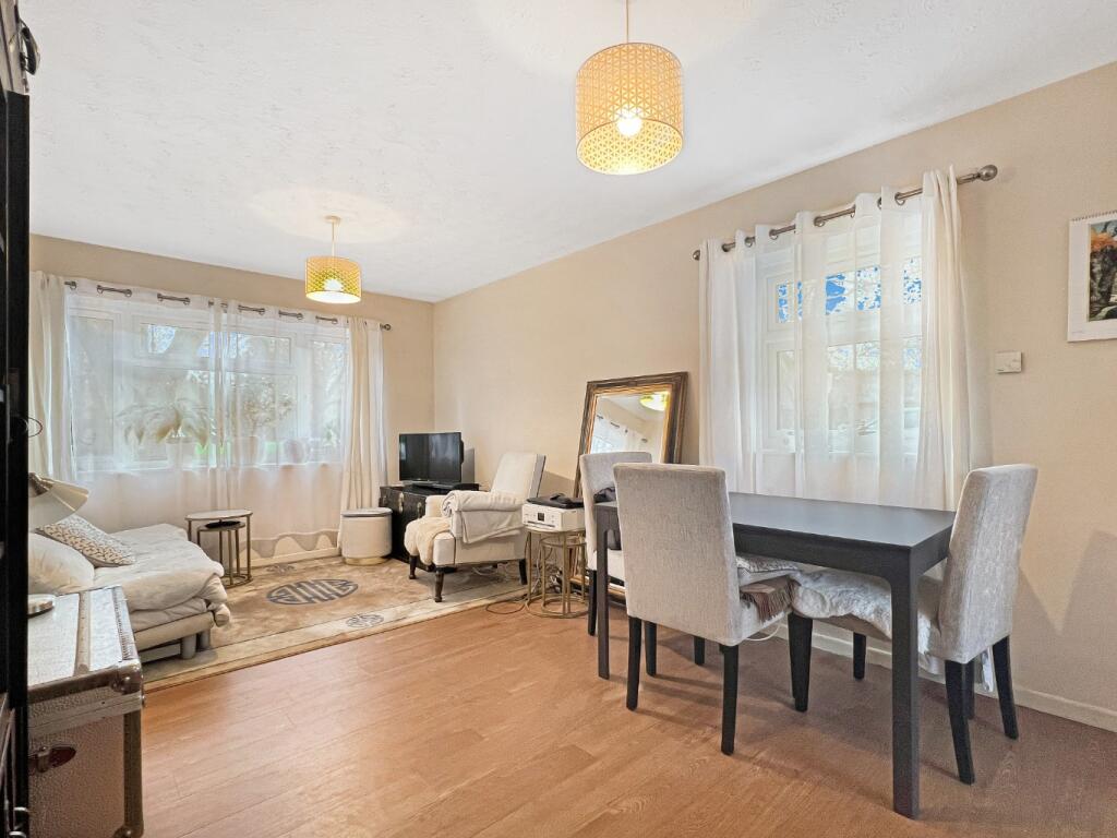 Additional image 8 of Walkling Way, Milton