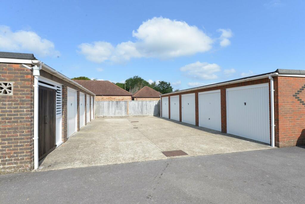 Additional image 12 of Heather Lodge, Whitefield Road, New Milton, Hampshire, BH25