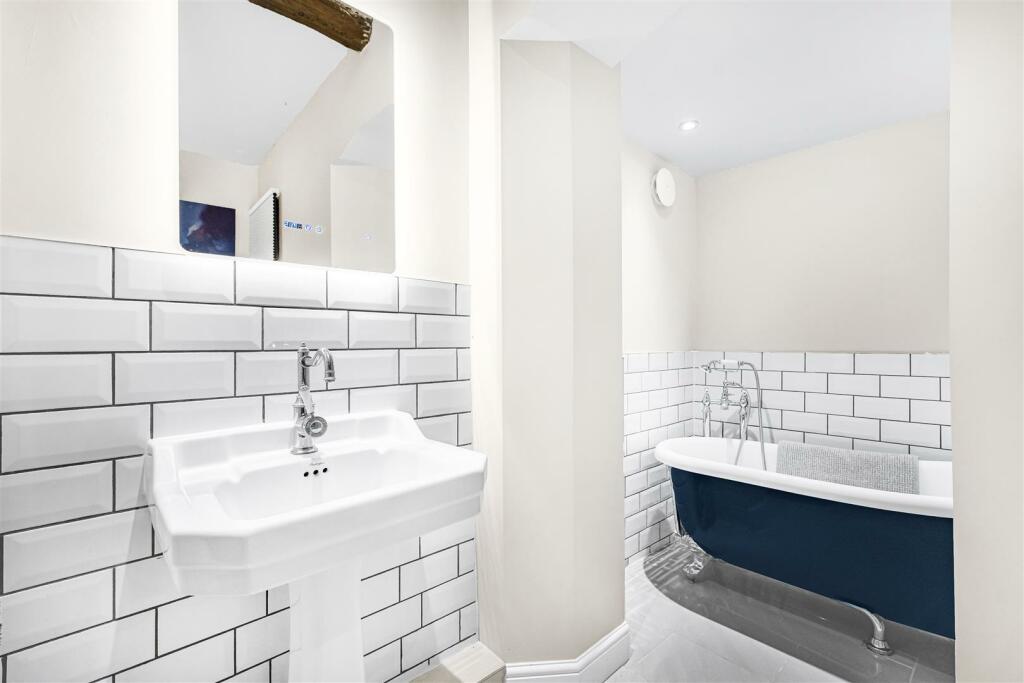 Additional image 10 of Anne Sucklings Lane, Little Wratting, Haverhill