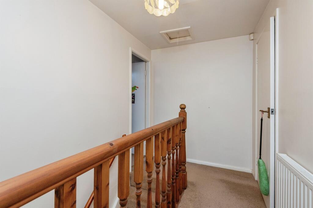 Additional image 10 of Fairway Drive, Bradford